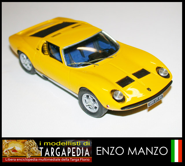Lamborghini Miura - AMR 1.43 (1).jpg